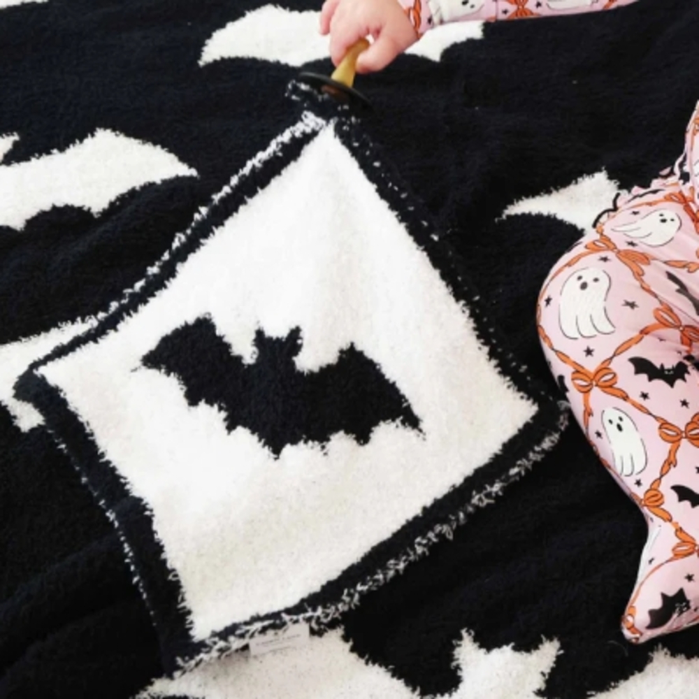 Black and White Bat Blanket